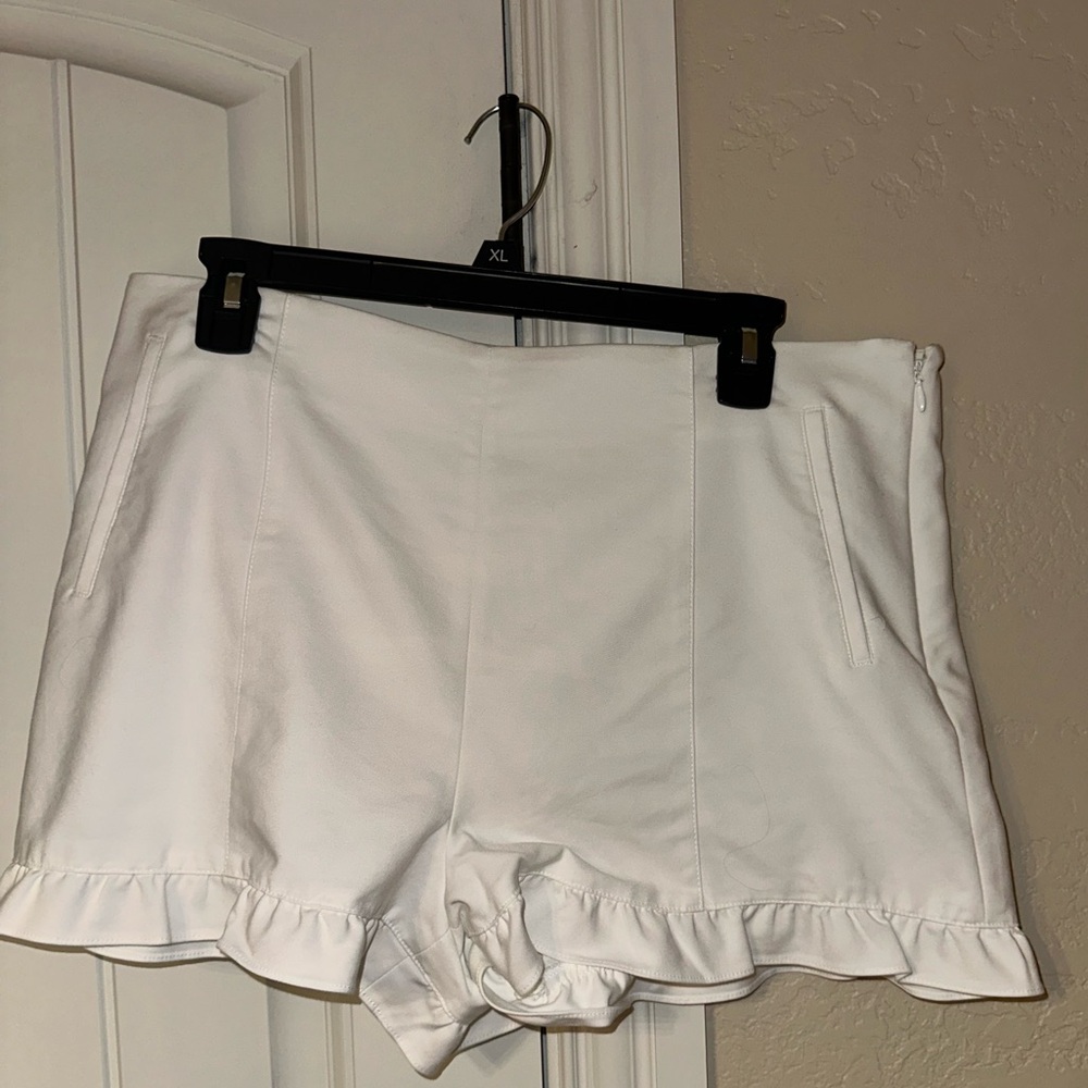 1 State White Shorts